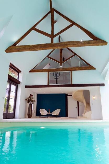 Hotel Domaine De La Limetiere Neuvy-le-Roi Esterno foto